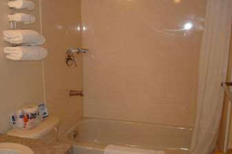 Knights Inn Fort Erie Zimmer foto